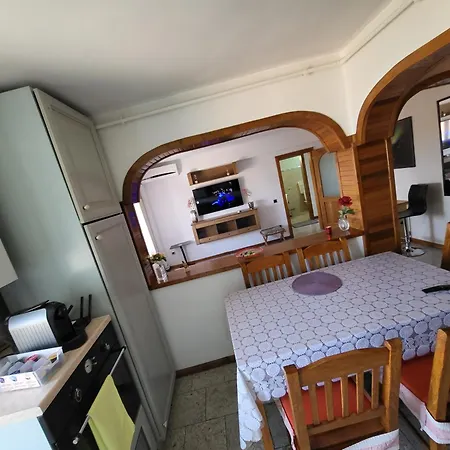 Apartament Cu 2 Dormitoare ,Ultracentral Arad Exterior photo