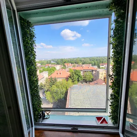 Apartament Cu 2 Dormitoare ,Ultracentral Arad Exterior photo