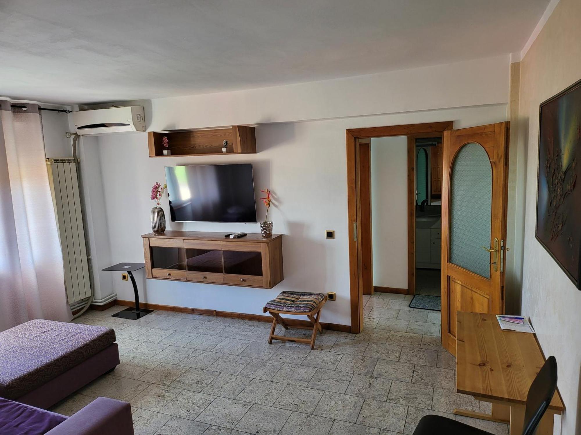 Apartment Cu 2 Dormitoare ,ultracentral Arad