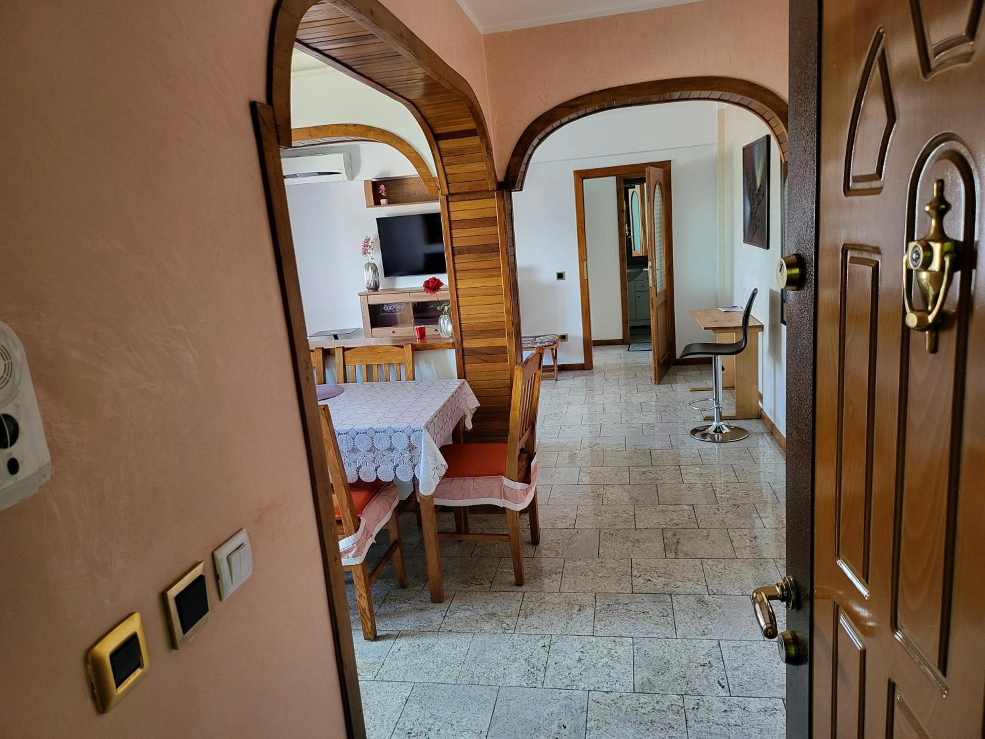 Apartment Cu 2 Dormitoare ,ultracentral Arad
