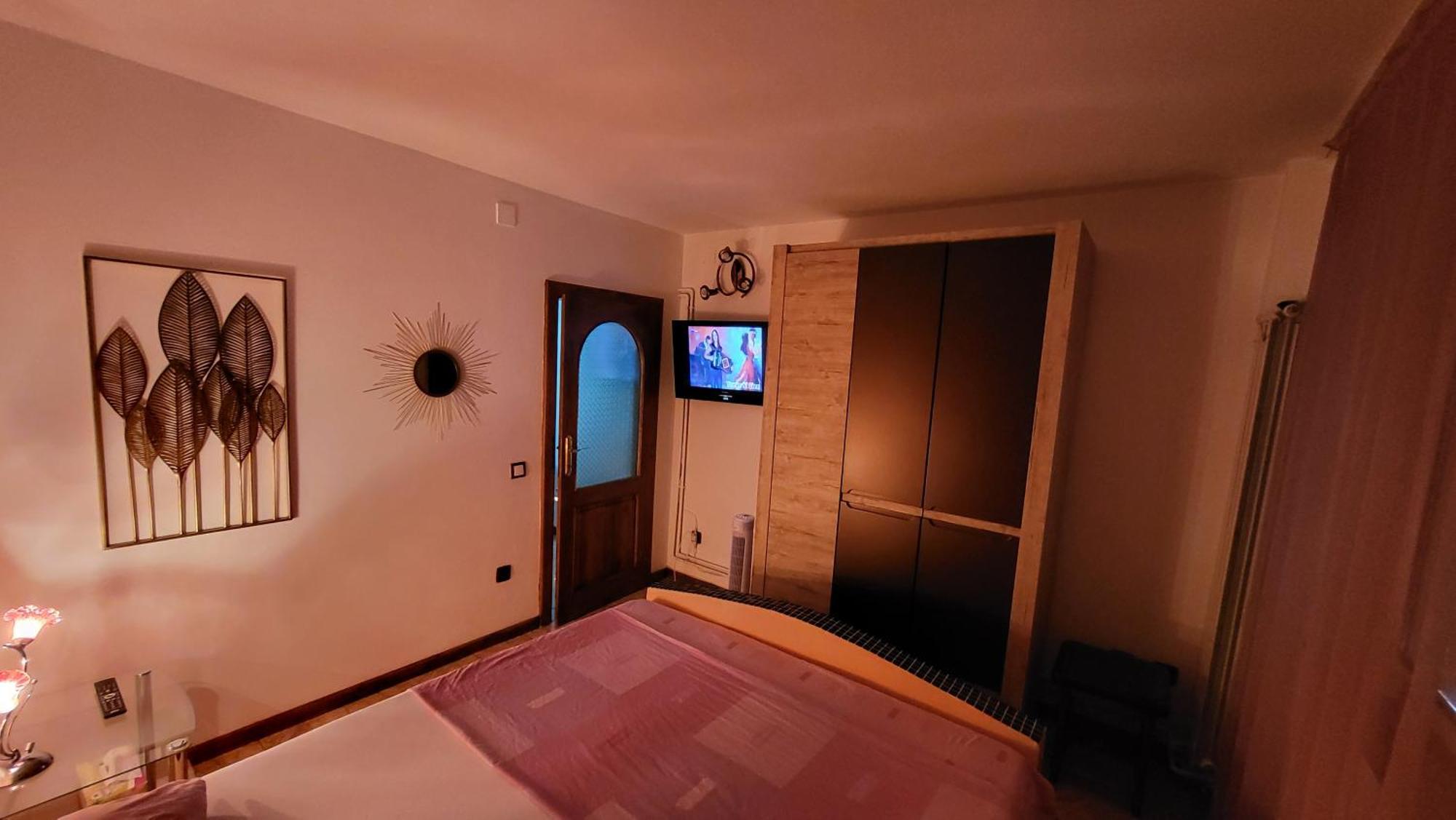 Cu 2 Dormitoare ,ultracentral *